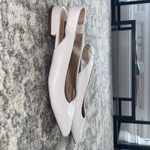 Steven by Steve Madden White Flats Size 6